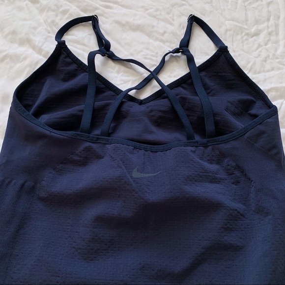 NIKE Compression Tank Top - Picture 5 of 6